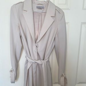 H&M beige white trench coat